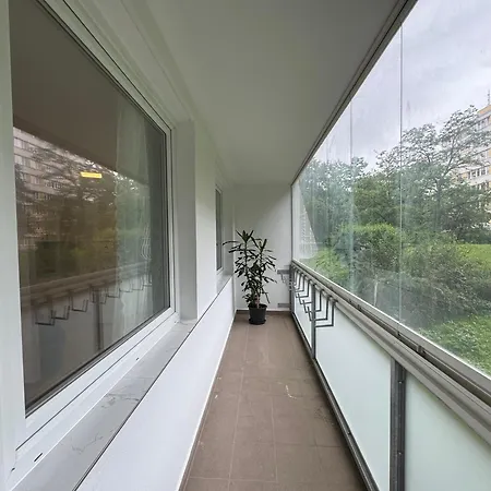 New Cozy Near Metro Pankrac - 4